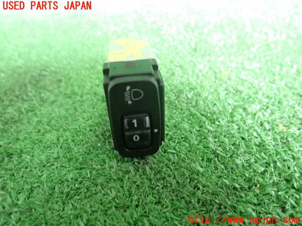 5UPJ-18966307]ランエボワゴン(CT9W)スイッチ2 (ヘッドライトレベリング) 中古_m0001.jpg