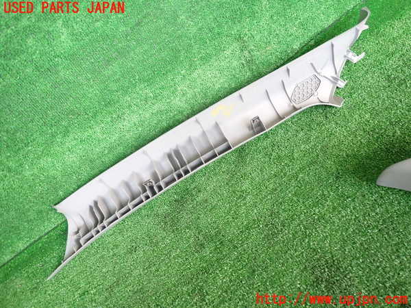5UPJ-18967655]ランエボワゴン(CT9W)右フロントピラートリム 中古_m0002.jpg