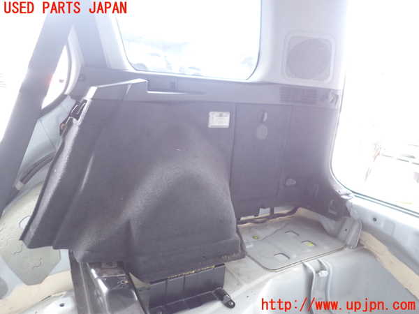 5UPJ-18967675]ランエボワゴン(CT9W)右リアピラートリム 中古_m0003.jpg