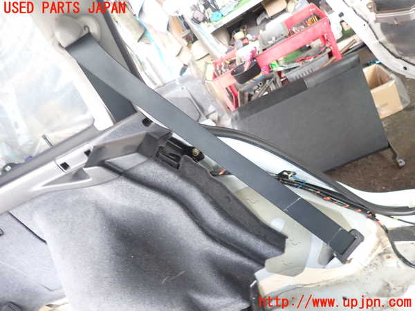 5UPJ-18967185]ランエボワゴン(CT9W)左2列目シートベルト 中古_m0001.jpg