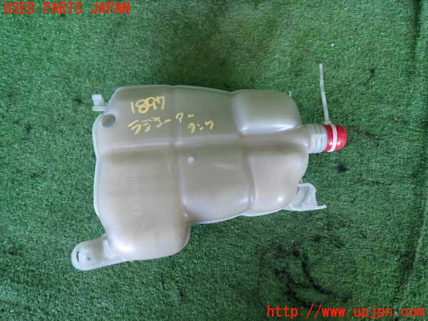 5UPJ-18972410]ベンツ B200 d(247012)(W247)ラジエータータンク 中古_m0002.jpg