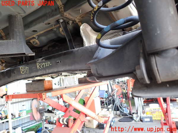 5UPJ-18975380]ベンツ B200 d(247012)(W247)リアアクスルビーム 中古_m0002.jpg