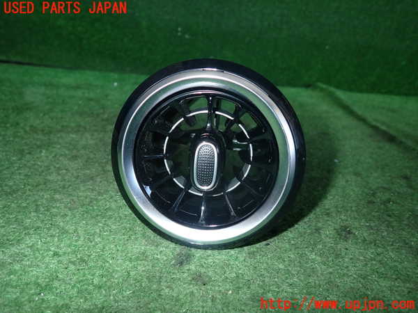 5UPJ-18977527]ベンツ B200 d(247012)(W247)エアコン吹き出し口2 (左) 中古_m0001.jpg