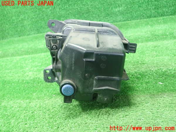 1UPJ-18981180]BMW アクティブハイブリッド5(AH5 F10)(FZ35)右フォグ 中古_m0002.jpg