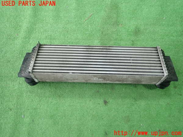 1UPJ-18982451]BMW アクティブハイブリッド5(AH5 F10)(FZ35)インタークーラー1 中古_m0002.jpg