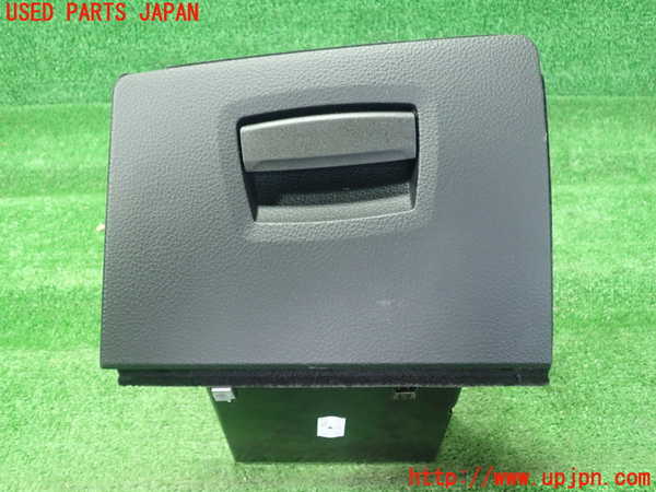 1UPJ-18987842]BMW アクティブハイブリッド5(AH5 F10)(FZ35)小物入れ2 中古_m0001.jpg