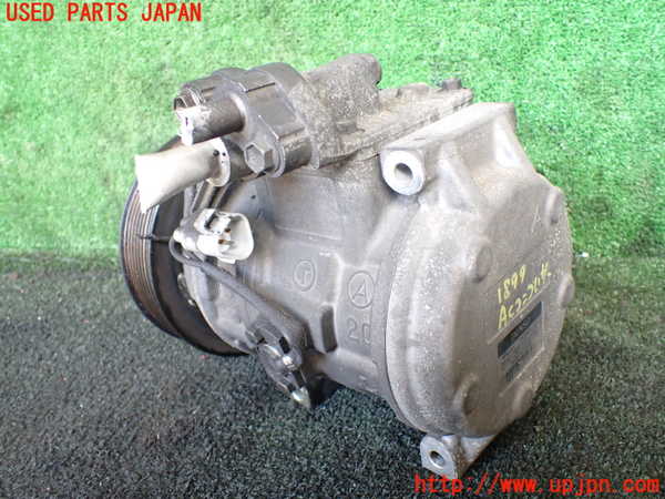 1UPJ-18996025]センチュリー(GZG50)エアコンコンプレッサー 中古_m0002.jpg