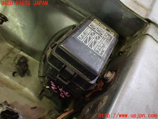 5UPJ-19006743]S2000(AP2)ヒューズボックス3 中古_m0001.jpg