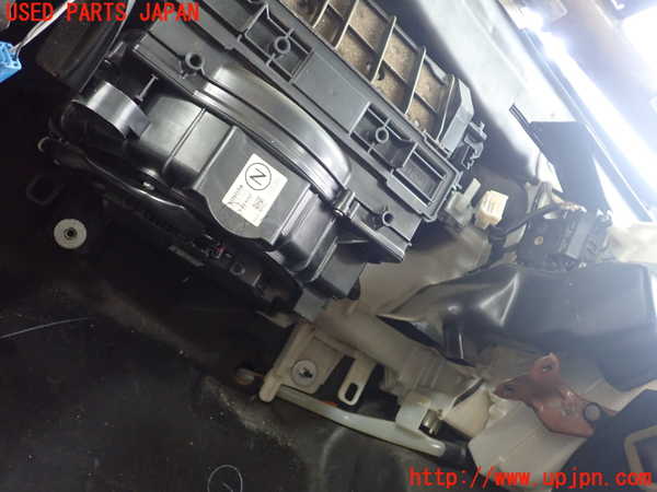 5UPJ-19016081]レクサス・SC430(UZZ40)エバポレーター1 中古 ソアラ_m0002.jpg