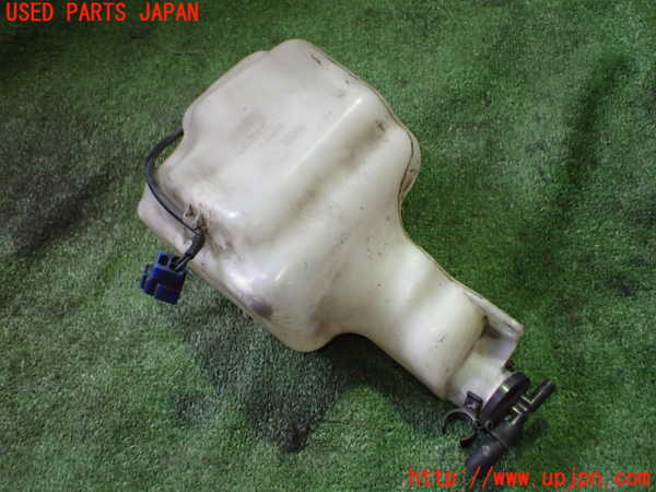 5UPJ-19022410]ハイエースワゴン100系(KZH100G)ラジエータータンク 中古_m0002.jpg
