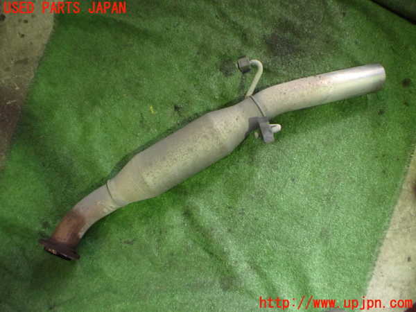1UPJ-19022671]ハイエースワゴン100系(KZH100G)リアマフラー1 中古_m0002.jpg