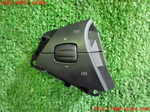 2UPJ-19036307]テスラ・モデル S(SL1SA)スイッチ2(ラジオ、曲選択) 中古_m0001.jpg