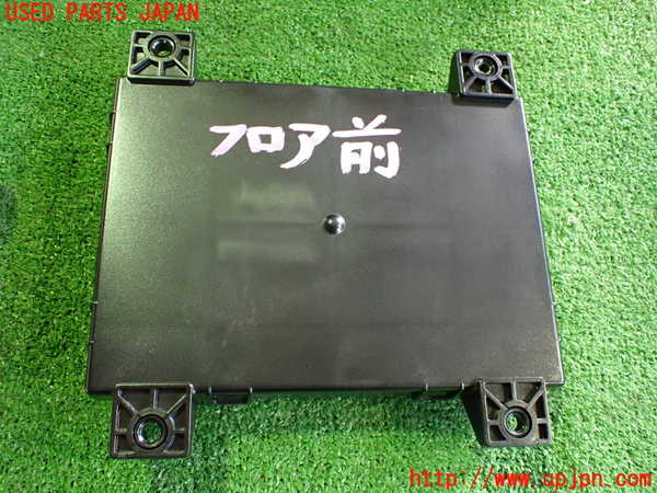 2UPJ-19036147]テスラ・モデル S(SL1SA)コンピューター2(ボディコントロールユニット) 中古 1010906-00-D_m0002.jpg
