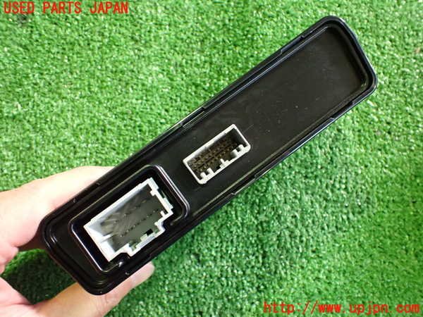 2UPJ-19036153]テスラ・モデル S(SL1SA)コンピューター8(電動パーキングブレーキ) 中古 1007618-00-D_m0003.jpg