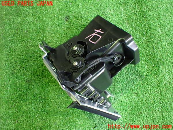 2UPJ-19037526]テスラ・モデル S(SL1SA)エアコン吹き出し口1 中古_m0002.jpg