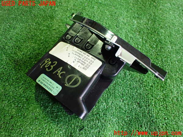 2UPJ-19037526]テスラ・モデル S(SL1SA)エアコン吹き出し口1 中古_m0003.jpg