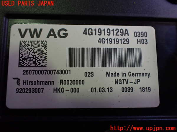 2UPJ-19046660]アウディ・S4 アバント(8KCGWF)TVチューナー 中古_m0004.jpg