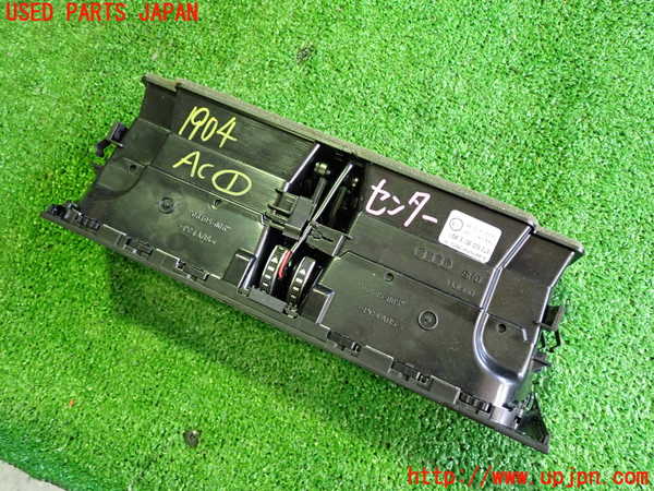 2UPJ-19047526]アウディ・S4 アバント(8KCGWF)エアコン吹き出し口1 (真中) 中古_m0002.jpg