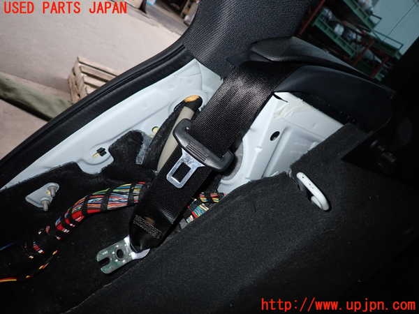 2UPJ-19047155]アウディ・S4 アバント(8KCGWF)右2列目シートベルト 中古_m0001.jpg