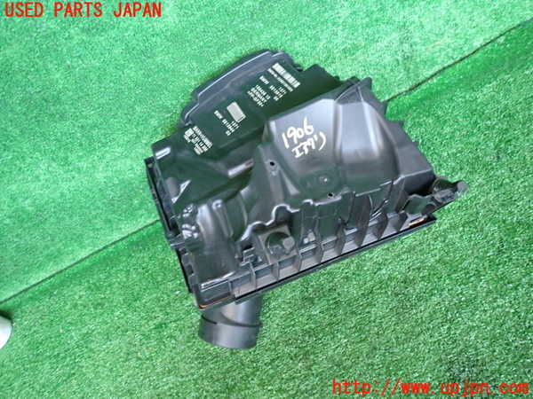 5UPJ-19062560]BMW X1 F48(HT20)エアクリーナーボックス 中古_m0004.jpg