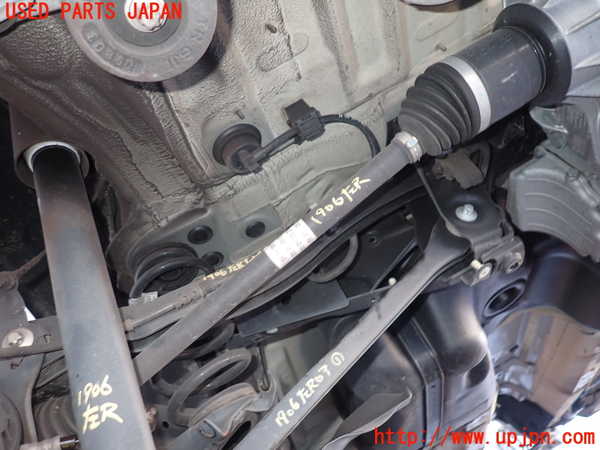 5UPJ-19064025]BMW X1 F48(HT20)左リアドライブシャフト 中古_m0001.jpg