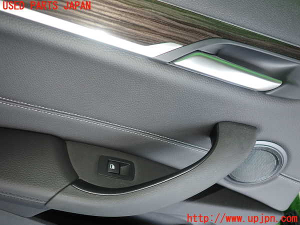 5UPJ-19061324]BMW X1 F48(HT20)左後ドア内張り 中古_m0002.jpg