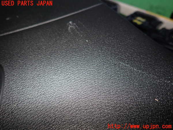 5UPJ-19061578]BMW X1 F48(HT20)バックドア内張り 中古_m0002.jpg