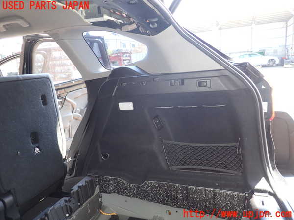 5UPJ-19067675]BMW X1 F48(HT20)右リアピラートリム 中古_m0001.jpg