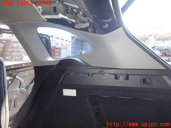 5UPJ-19067675]BMW X1 F48(HT20)右リアピラートリム 中古_m0002.jpg