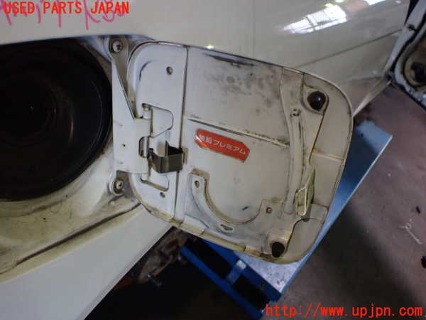 5UPJ-19091690]シルビア(S14)フューエルリッド 中古_m0003.jpg