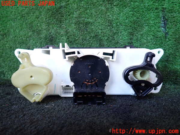 1UPJ-19106066]ジープラングラー アンリミテッド(JK38L)エアコンスイッチ1 中古_m0002.jpg