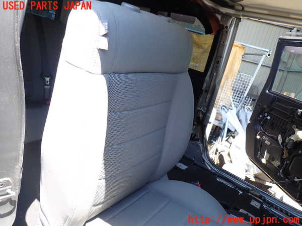 1UPJ-19107035]ジープラングラー アンリミテッド(JK38L)運転席シート 中古_m0002.jpg