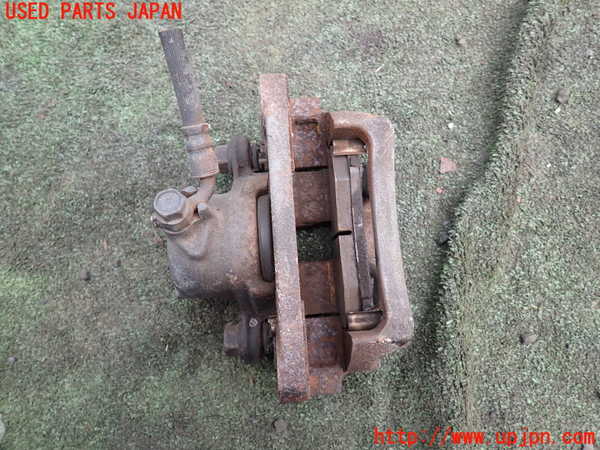5UPJ-19114095]ハイラックスサーフ(TRN215W)左リアキャリパー 中古_m0002.jpg