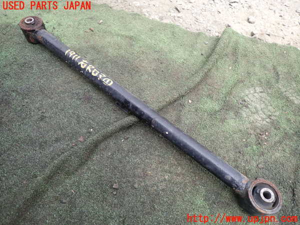 5UPJ-19115200]ハイラックスサーフ(TRN215W)右リアロアアーム1 中古_m0001.jpg