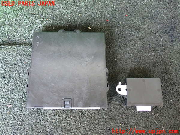 5UPJ-19116110]ハイラックスサーフ(TRN215W)エンジンコンピューター 中古_m0004.jpg