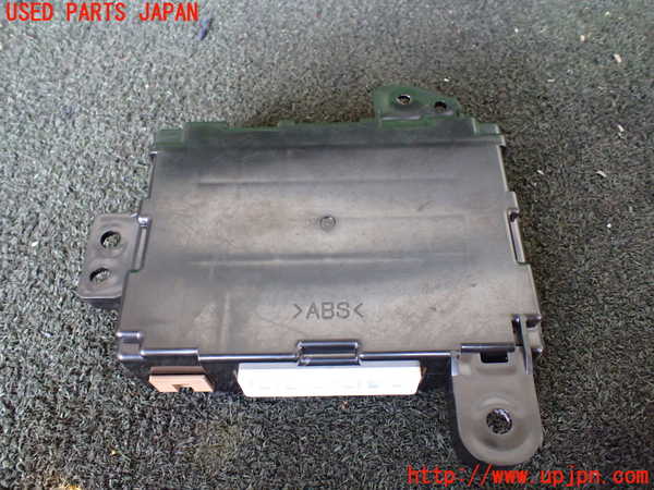 5UPJ-19116147]ハイラックスサーフ(TRN215W)コンピューター2 (88650-35220) 中古_m0003.jpg