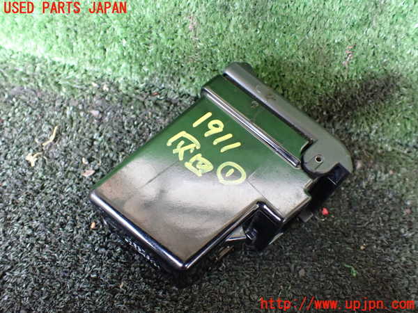 5UPJ-19117821]ハイラックスサーフ(TRN215W)灰皿1 中古_m0003.jpg