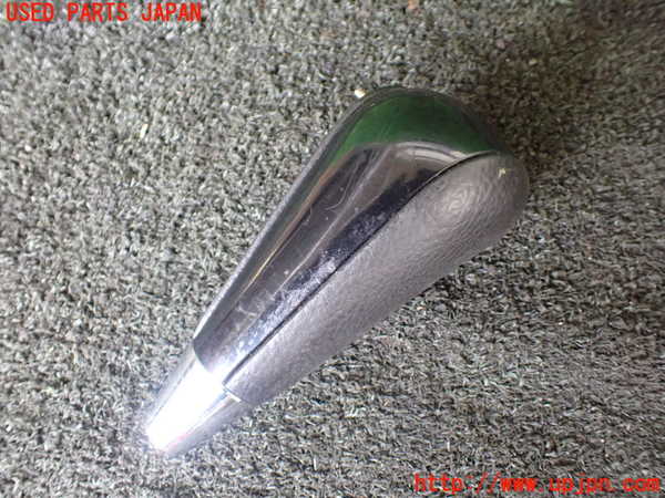 5UPJ-19117570]ハイラックスサーフ(TRN215W)シフトノブ 中古_m0001.jpg