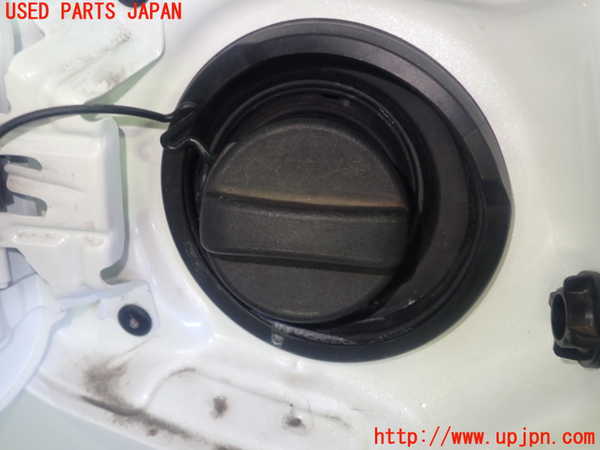 5UPJ-19121690]クラウン ロイヤル ハイブリッド(AWS210)フューエルリッド 中古_m0003.jpg
