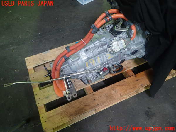 1UPJ-19123010]クラウン ロイヤル ハイブリッド(AWS210)ミッション AT 2AR-FSE 中古_m0001.jpg