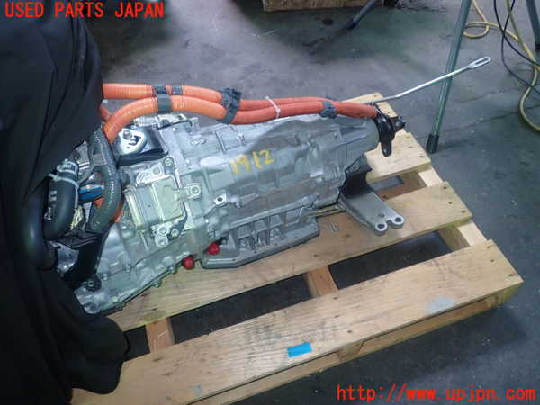 1UPJ-19123010]クラウン ロイヤル ハイブリッド(AWS210)ミッション AT 2AR-FSE 中古_m0002.jpg