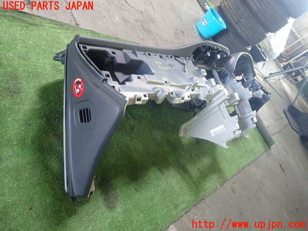 5UPJ-19127505]クラウン ロイヤル ハイブリッド(AWS210)ダッシュボード 中古_m0003.jpg