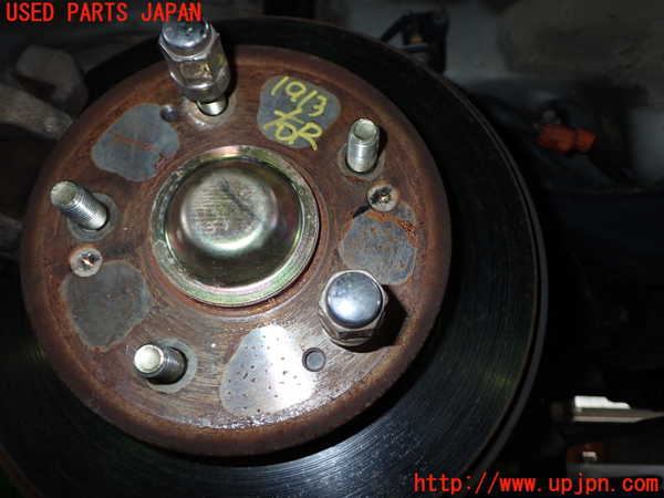 5UPJ-19134300]アコードワゴン(CH9)右リアナックルハブ 中古_m0001.jpg