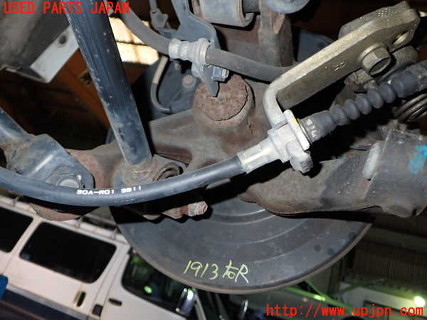 5UPJ-19134300]アコードワゴン(CH9)右リアナックルハブ 中古_m0002.jpg