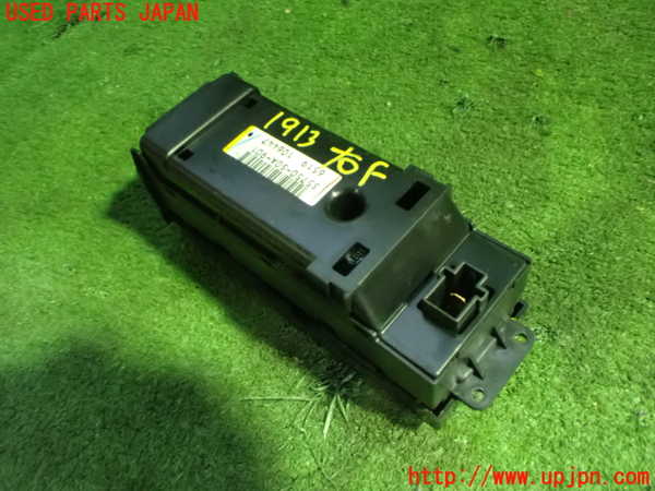 5UPJ-19136240]アコードワゴン(CH9)右前パワーウィンドウスイッチ 中古_m0003.jpg