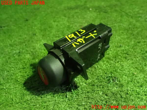 5UPJ-19136290]アコードワゴン(CH9)ハザードスイッチ 中古_m0002.jpg