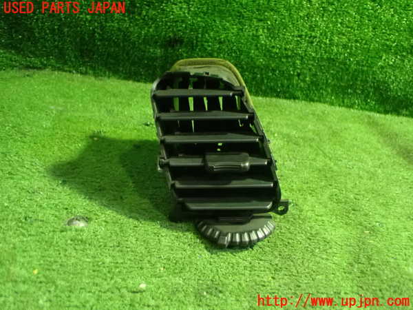 5UPJ-19137526]アコードワゴン(CH9)エアコン吹き出し口1 (右) 中古_m0001.jpg