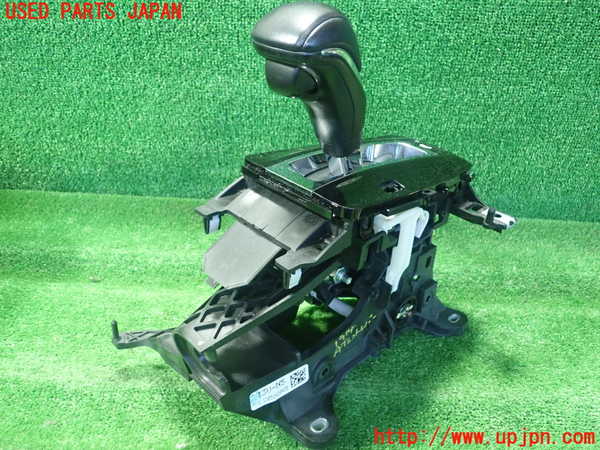 5UPJ-19147555]アコード ハイブリッド(CR6)ATシフトレバー 中古_m0001.jpg