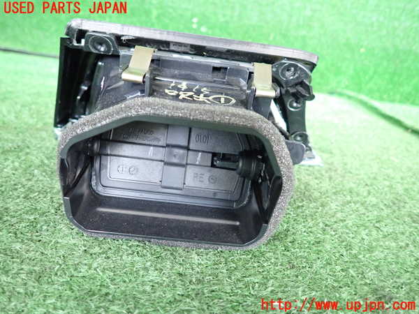 5UPJ-19157526]BMW 420i グランクーペ(4D20)(F36)エアコン吹き出し口1 (右) 中古_m0003.jpg