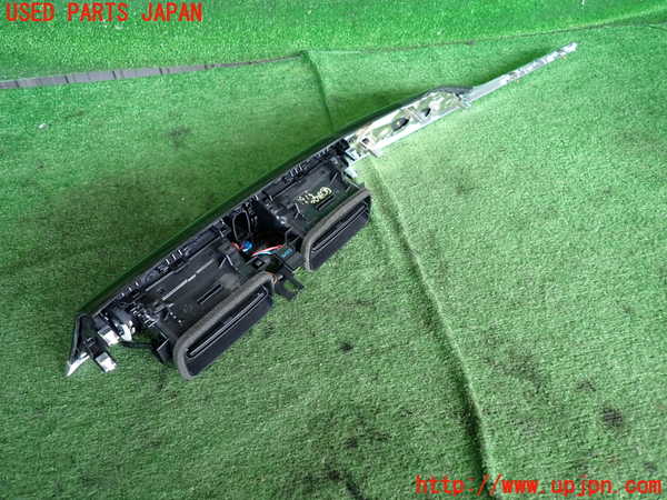 5UPJ-19157528]BMW 420i グランクーペ(4D20)(F36)エアコン吹き出し口3 (真中) 中古_m0002.jpg